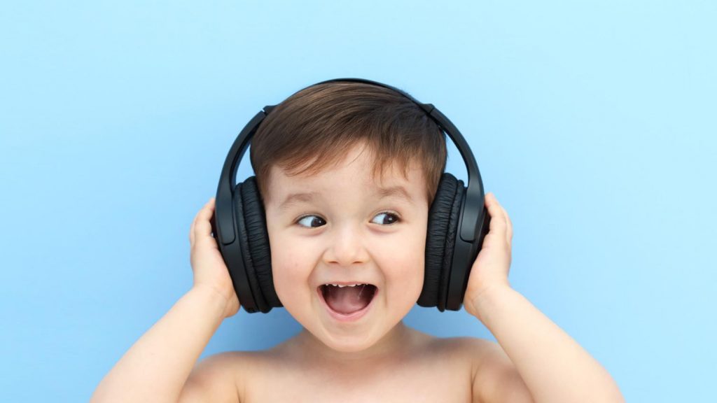 Manfaat Mendengarkan Musik Untuk Bayi 